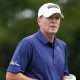 Steve Stricker playing golf (net worth, career earnings and endorsements)